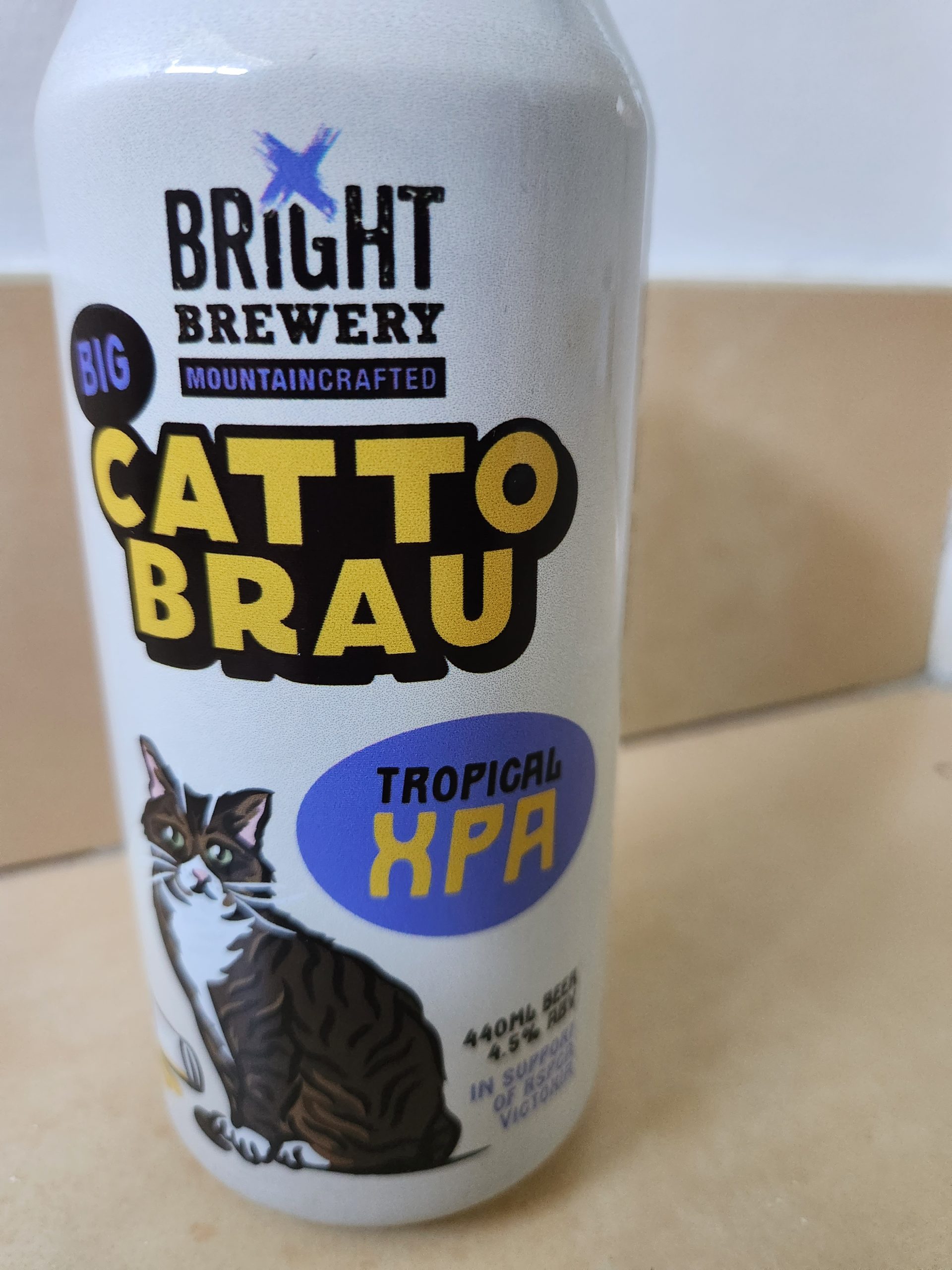 Can of Bright Brewery Catto Brau